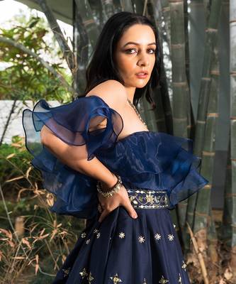 Aarzu Ruffled Gown 3