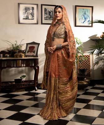 Peach Gota Half Saree With Gold Woven Stripes Gold And Bronze Zardozi Work Blouse And Dupatta With Scallop Detailing. 1