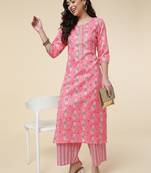 Ethnic Pink Colour Cotton Long Kurti With Palazzo Pant For Trendy Looks