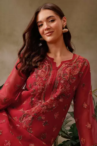 Hand Embroidered Red Georgette Lucknowi Chikan Women Kurta With Slip