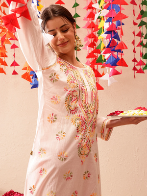 Hand Embroidered White Cotton Lucknow Chikankari Kurta 7