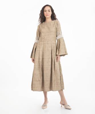 Cleopatra Statement Sleeve Maxi 1