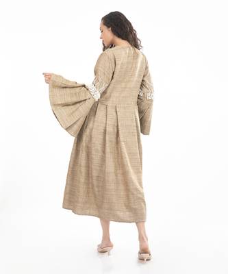 Cleopatra Statement Sleeve Maxi 4