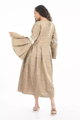 Cleopatra Statement Sleeve Maxi