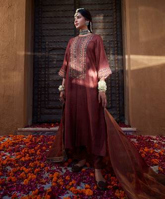 Rose Brown Multi Thread Embroidered Straight Kurta Set 2