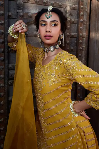 Yellow Gota Short Kurta Tulip