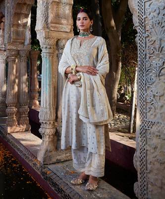 Ivory Anmol Gota Kurta Set 1