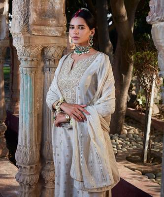 Ivory Anmol Gota Kurta Set 2