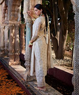 Ivory Anmol Gota Kurta Set 4