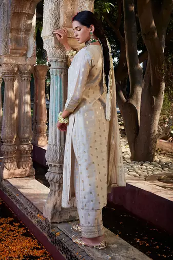 Ivory Anmol Gota Kurta Set