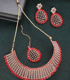 Styylo Fashion Gold-Plated & Red AD-Studded & Stylish Jewellery Set with Earring Maangtika