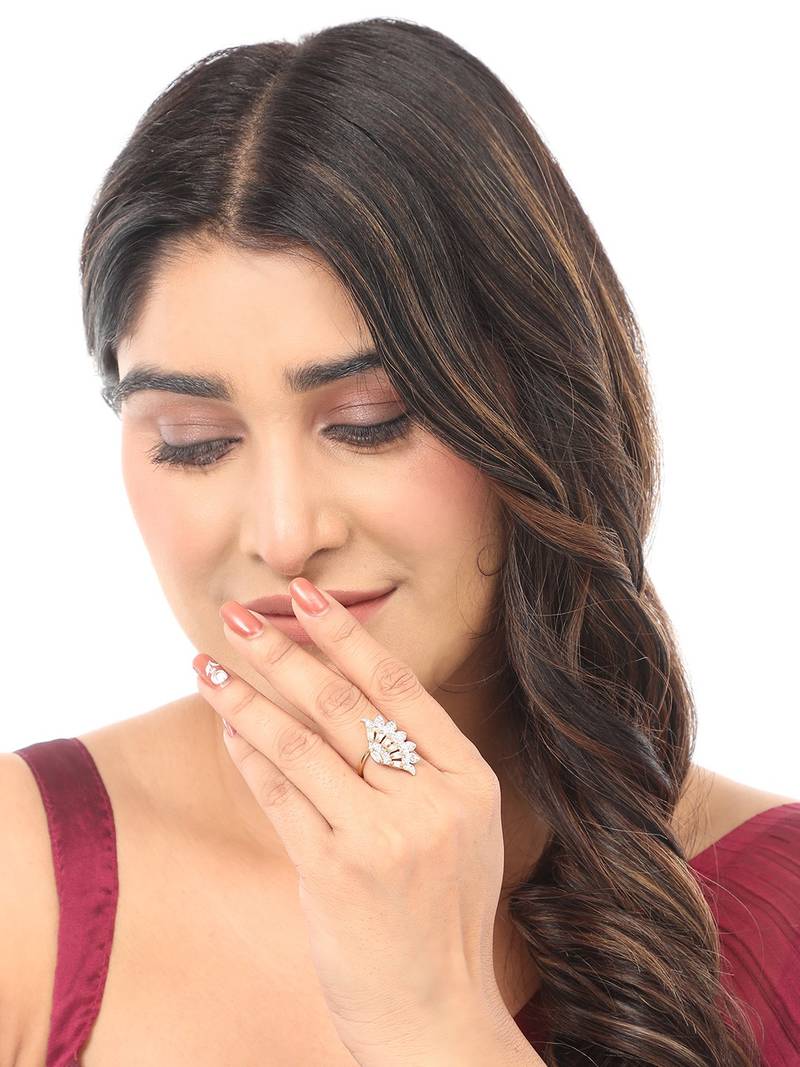 Styylo Fashion Stylish Cocktail White American Diamond Adjustable Ring