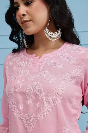 Women'S Hand Embroidered Pink Cotton Lucknow Chikankari Short Top