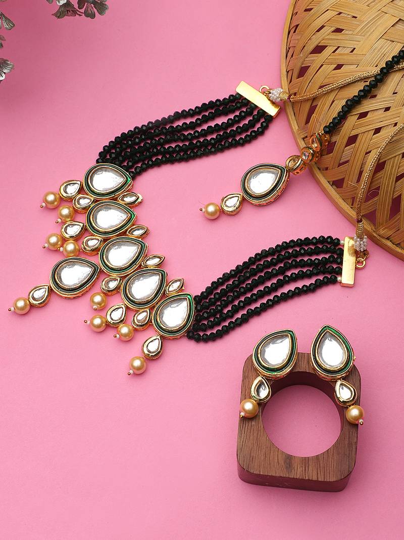 Steorra Jewels Traditional Necklace Set For Women