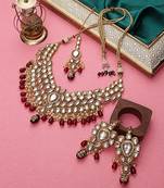 Steorra Jewels Traditional Necklace Set For Women