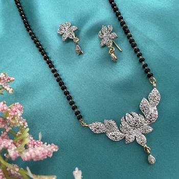Gold agate mangalsutra 1