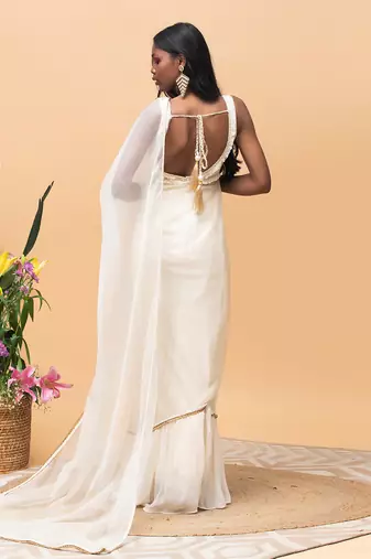 Carly Saree