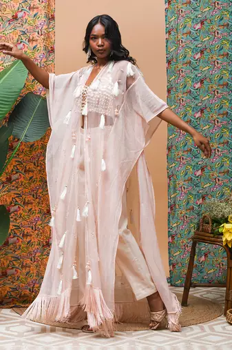 Flamingo cape set