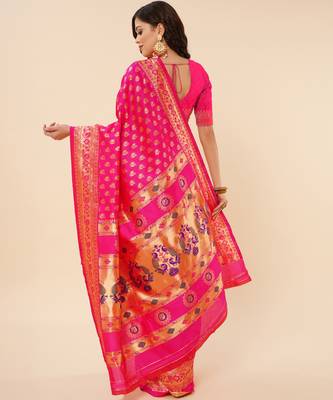 Pink woven silk blend saree with blouse 3