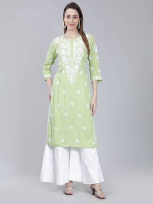 Green embroidered cotton long-kurtis 1