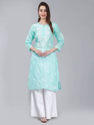 Green embroidered cotton long-kurtis 1