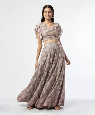 Skirt With Fril Lcrop Top 1