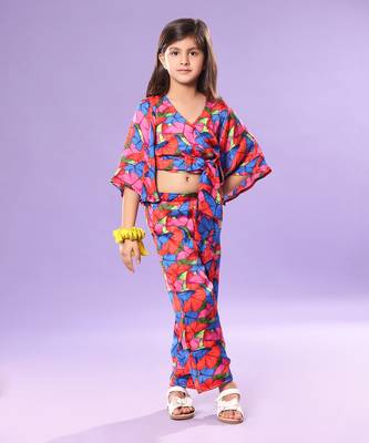 Butterfly Print Bell Sleeve Crop Top and Pant Co-ord 2