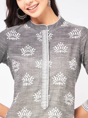 Black printed cotton kurtas-and-kurtis 4