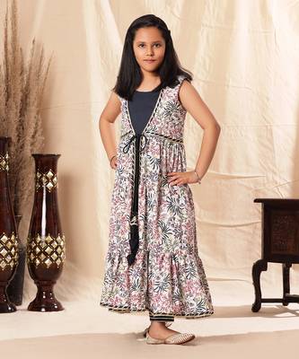 Navy Blue Embellished Kurta And Pant With Printed Shrug 1