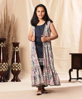 Navy Blue Embellished Kurta And Pant With Printed Shrug 4