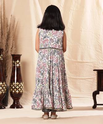 Navy Blue Embellished Kurta And Pant With Printed Shrug 5