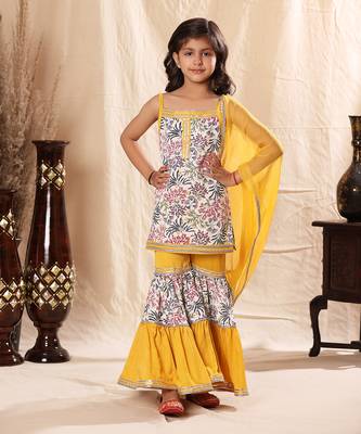 Embellished Floral Print Sharara Set 1