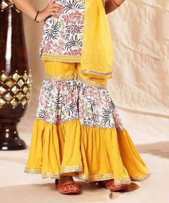 Embellished Floral Print Sharara Set 4