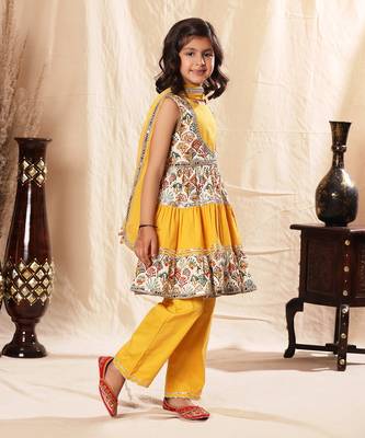 Embellished Short Printed Frock Suit And Pant Set 3