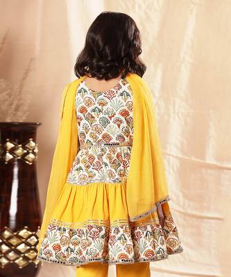 Embellished Short Printed Frock Suit And Pant Set 5