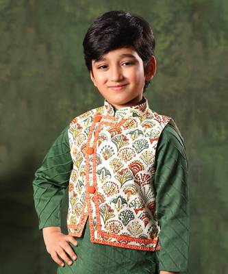 Printed Jacket With Green Kurta And Pyjama Co-Ord Set 3