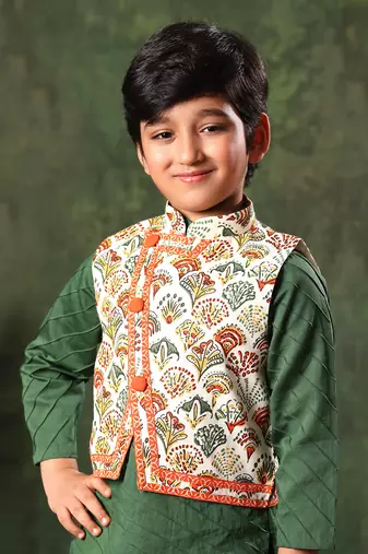 Printed Jacket With Green Kurta And Pyjama Co-Ord Set