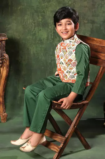 Printed Jacket With Green Kurta And Pyjama Co-Ord Set