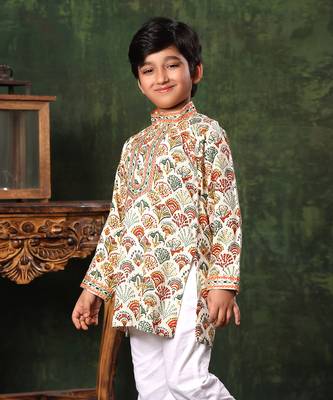 Geometric Print Kurta And Pyjama Set 2