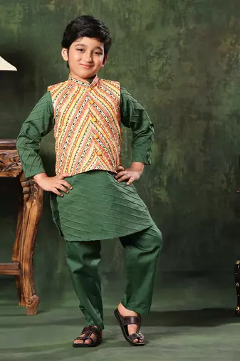 Linear Print Jacket With Green Kurta And Pyjama Co-Ord