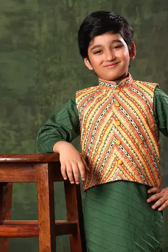 Linear Print Jacket With Green Kurta And Pyjama Co-Ord