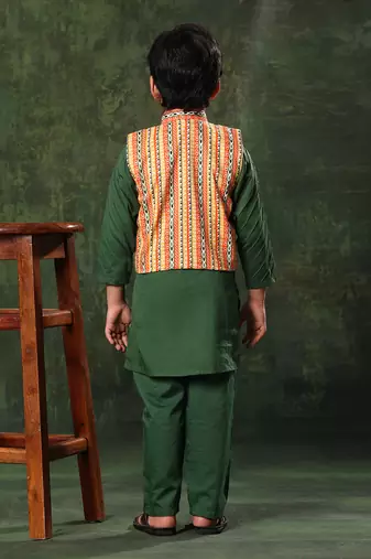 Linear Print Jacket With Green Kurta And Pyjama Co-Ord