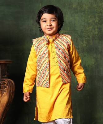 Linear Print Jacket With Mustard Kurta And White Pyjama 3
