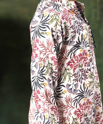 White Floral Print Kurta With Pyjama Set 4