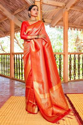 Black & Gold Zari Woven Kanjivaram Saree With Blouse 2