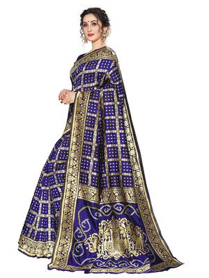 Leeza Store Women'S Navy Blue Silk Blend Jacquard Woven Golden Zari Traditional Bandhani Saree With Blouse Pieces 2
