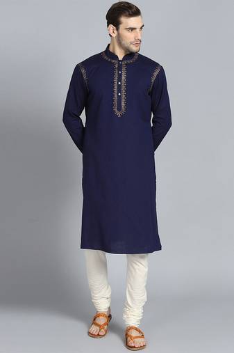Green embroidered art silk kurta-pajama