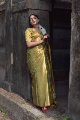 Olive Green Handloom Tissue Saree Without Blouse 1
