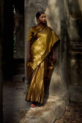 Gold Handloom Tissue Saree Without Blouse 1