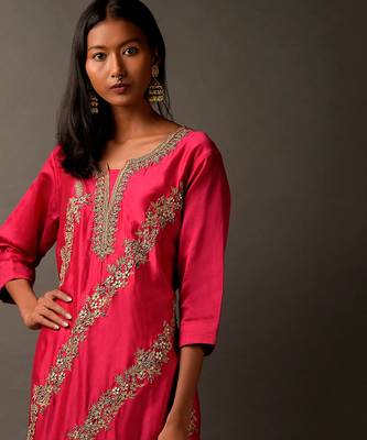 Hot Pink Embroider Suit Set With Dupatta 3